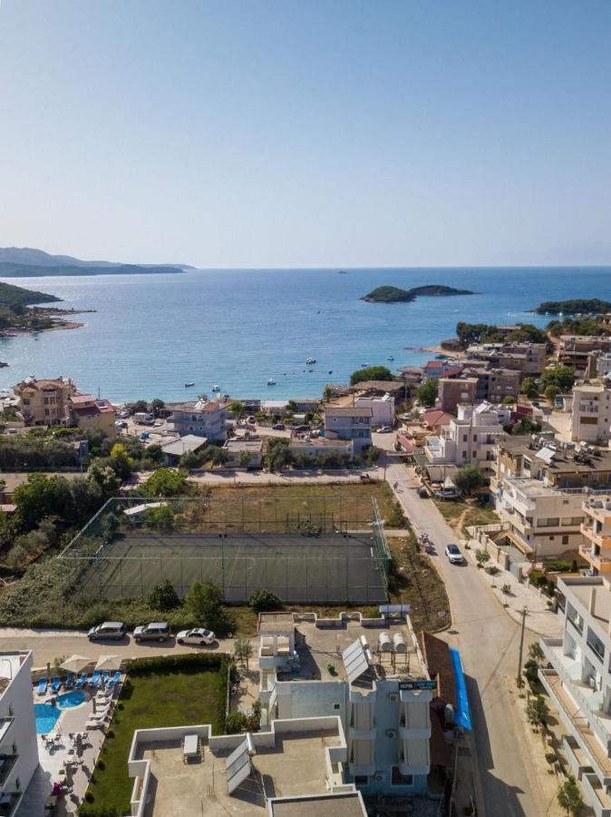 Deti Jon Hotel